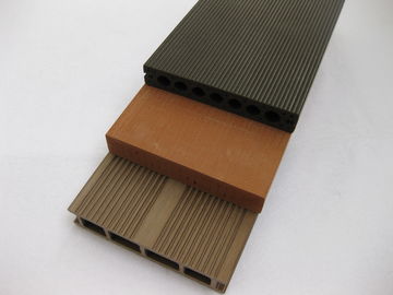 Decking composé des cannelures WPC pour le plancher de verrouillage en plastique